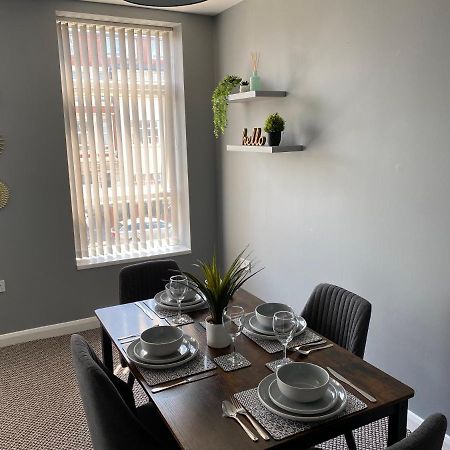 Blackpool Sleepover Apartment 4 Free Parking Sleeps 6 ภายนอก รูปภาพ