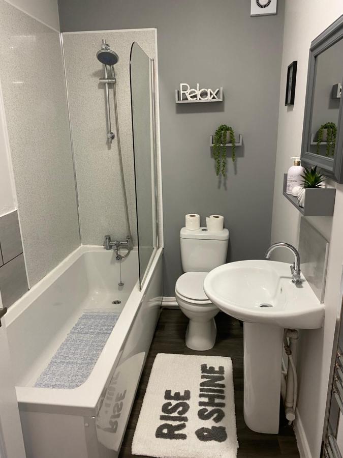 Blackpool Sleepover Apartment 4 Free Parking Sleeps 6 ภายนอก รูปภาพ
