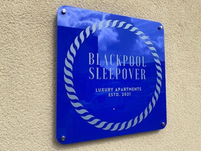 Blackpool Sleepover Apartment 4 Free Parking Sleeps 6 ภายนอก รูปภาพ